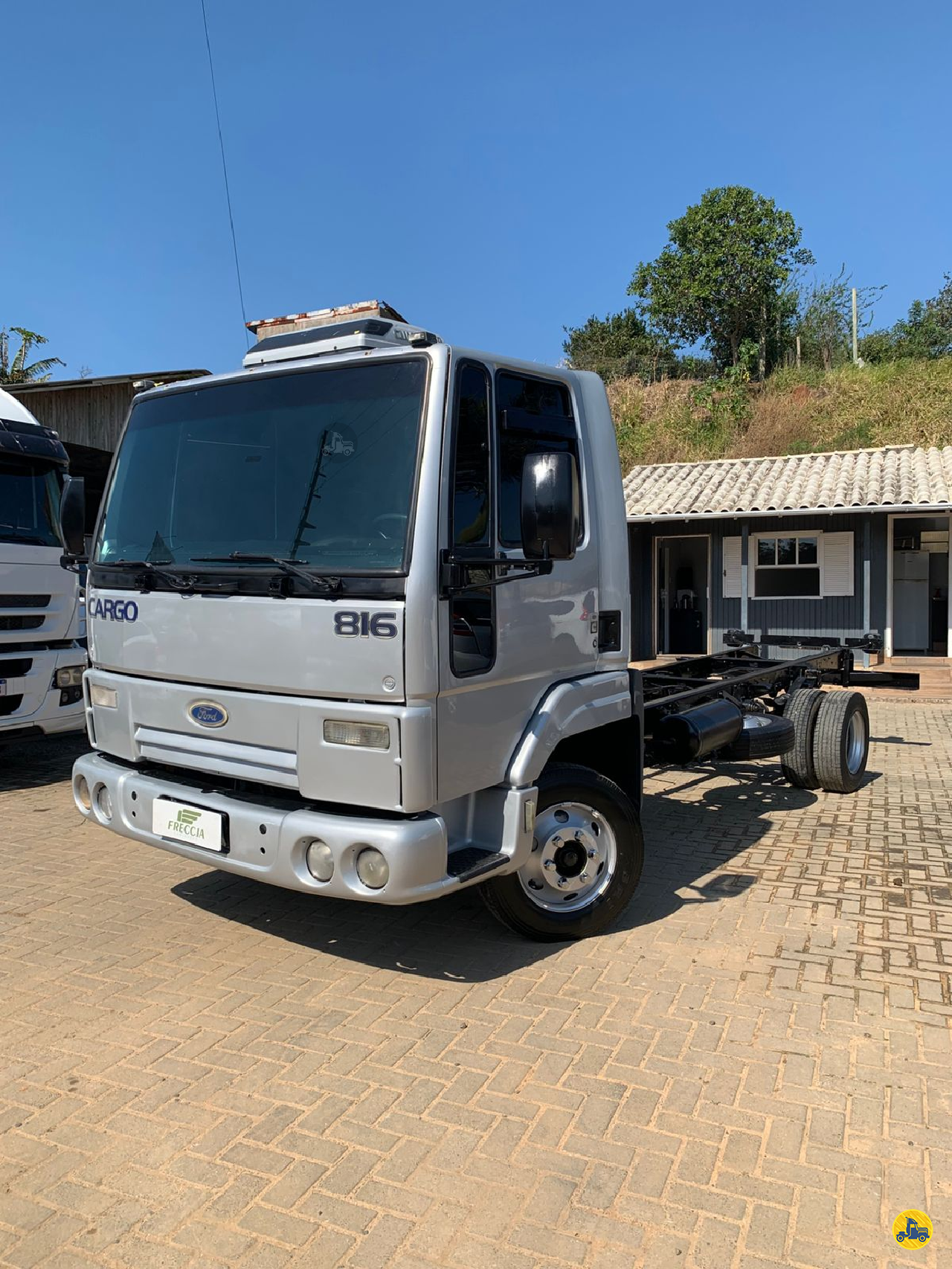 CARGO 816 de Freccia Caminhões